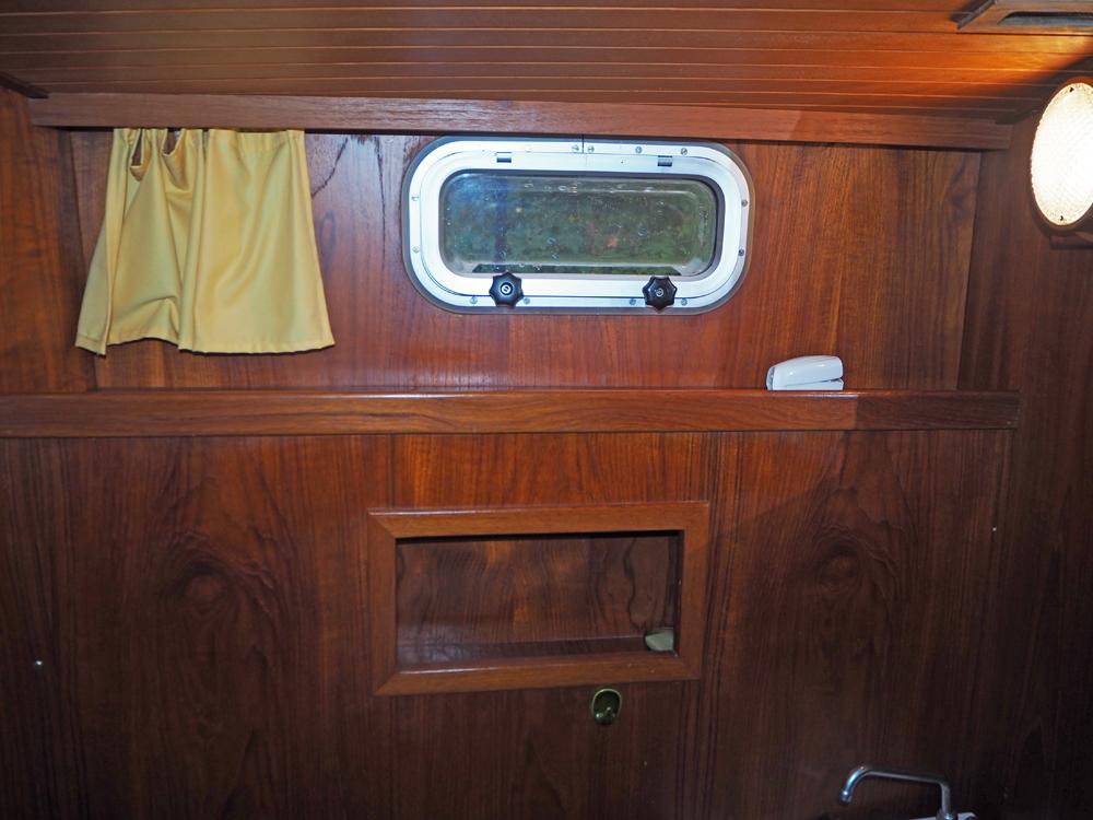 Aft cabin, Accommodation